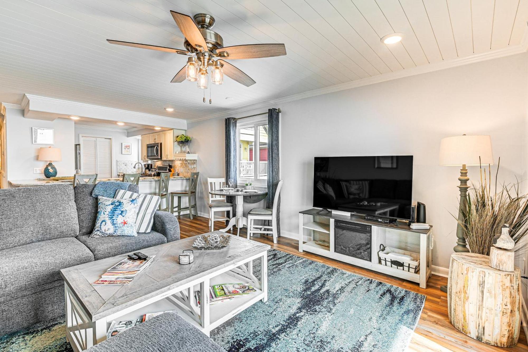 On-The-Beach Escape Oceanfront In Surfside! Myrtle Beach Eksteriør billede