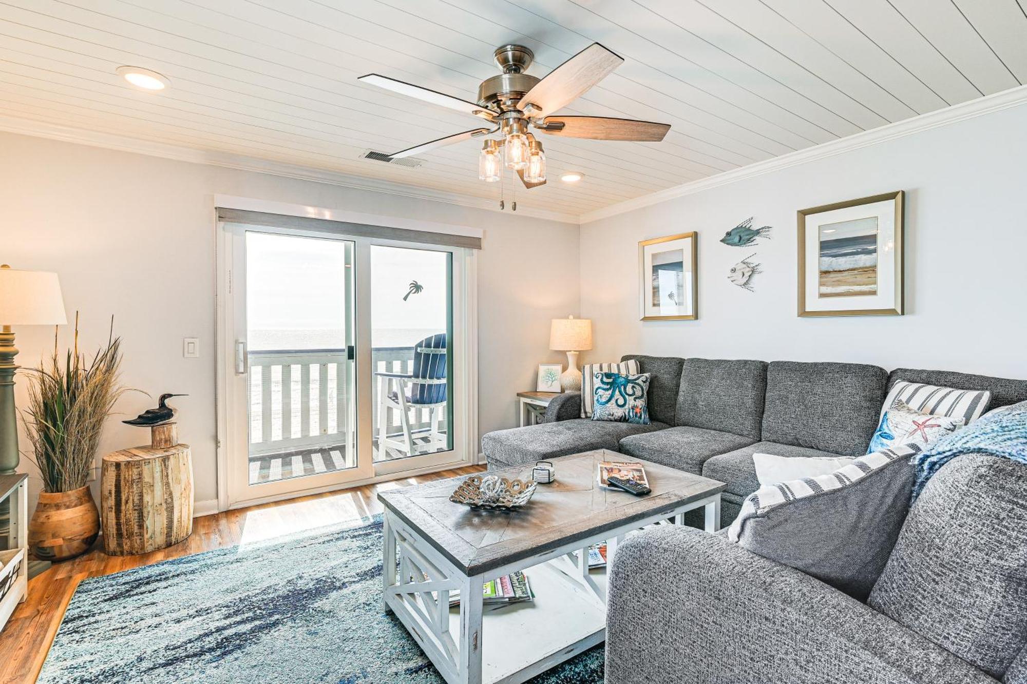 On-The-Beach Escape Oceanfront In Surfside! Myrtle Beach Eksteriør billede