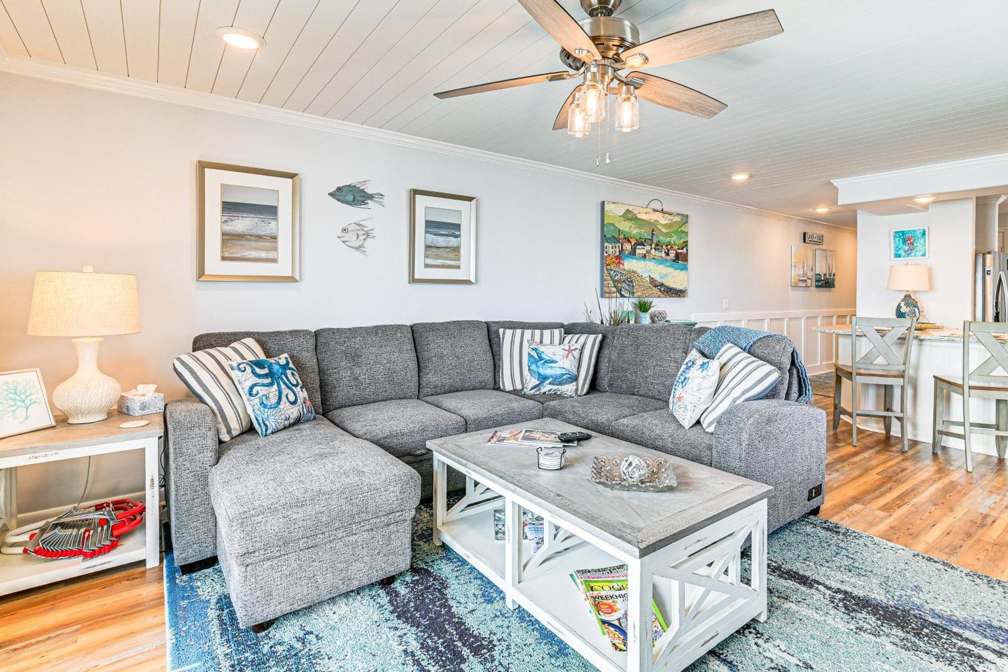 On-The-Beach Escape Oceanfront In Surfside! Myrtle Beach Eksteriør billede